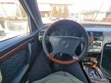 Mercedes-Benz C 220 1995 годаүшін1 250 000 тг. в Алматы – фото 4