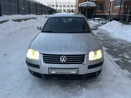 Volkswagen Passat 2003 года за 1 800 000 тг. в Астана – фото 4