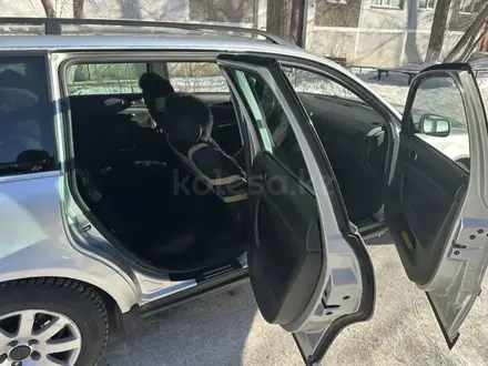 Volkswagen Passat 2003 года за 1 800 000 тг. в Астана – фото 2