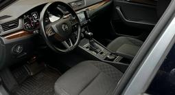 Skoda Superb 2018 года за 10 000 000 тг. в Алматы – фото 2