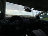Volkswagen Polo 2011 года за 3 600 000 тг. в Атырау – фото 5