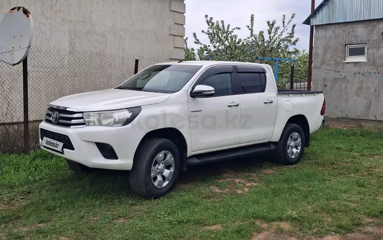 Toyota Hilux 2017 года за 12 300 000 тг. в Уральск