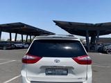 Toyota Sienna 2014 года за 15 700 000 тг. в Шымкент – фото 3