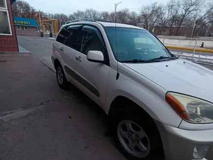 Toyota RAV4 2003 года за 4 320 000 тг. в Алматы – фото 20