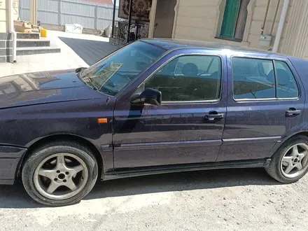 Volkswagen Golf 1997 года за 1 600 000 тг. в Алматы – фото 4