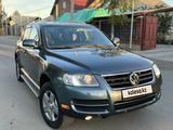 Volkswagen Touareg 2007 годаfor7 000 000 тг. в Алматы – фото 3