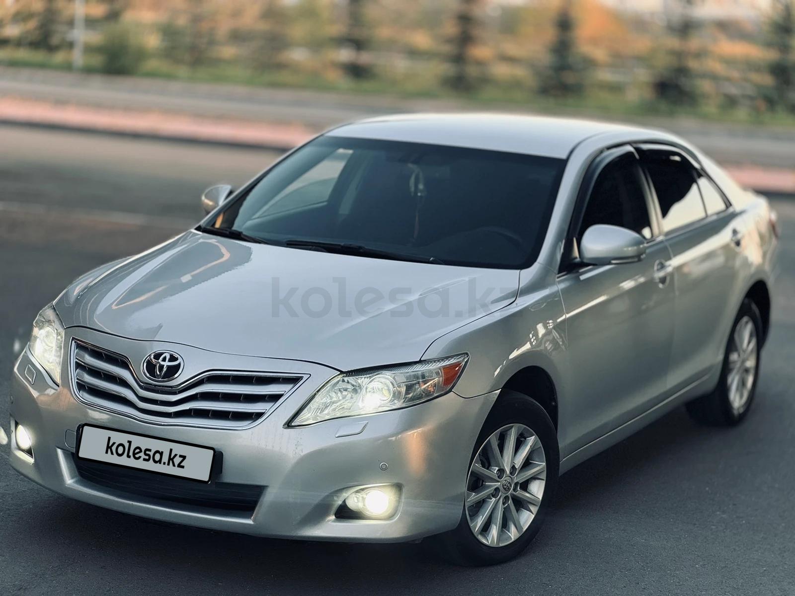 Toyota Camry 2009 г.