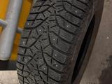 Шины Bridgestone 265/65 R17 с шипами за 40 000 тг. в Астана – фото 3