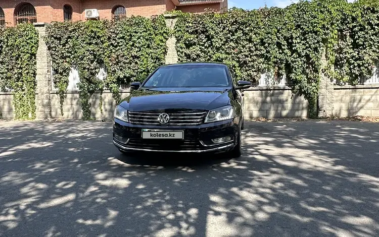 Volkswagen Passat 2012 года за 5 500 000 тг. в Алматы