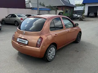 Nissan March, 2002