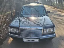 Mercedes-Benz S-Class, 1986