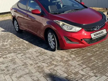 Hyundai Elantra 2014 года за 5 200 000 тг. в Уральск – фото 3