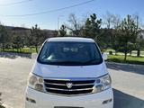 Toyota Alphard 2004 года за 8 500 000 тг. в Шымкент