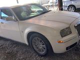 Chrysler 300C 2006 года за 4 000 000 тг. в Алматы – фото 4
