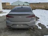 Hyundai Elantra 2019 годаfor6 800 000 тг. в Актау – фото 3