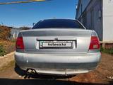 Audi A4 1996 года за 1 200 000 тг. в Актобе – фото 4