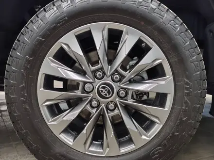 Toyota Land Cruiser Premium+ 2022 года за 50 000 000 тг. в Алматы – фото 18