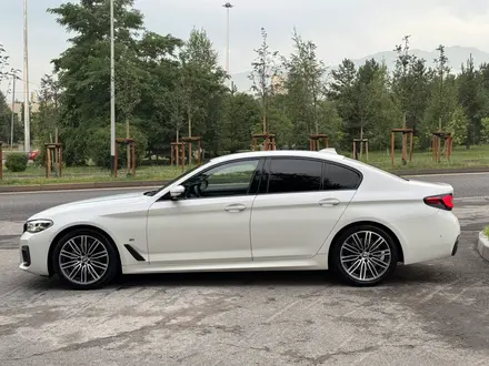 BMW 530 2020 года за 19 200 000 тг. в Алматы – фото 6