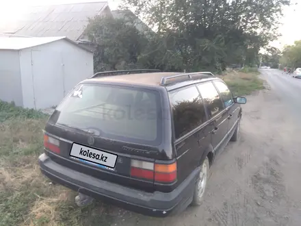 Volkswagen Passat 1992 года за 1 500 000 тг. в Уральск – фото 2