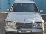 Mercedes-Benz E 200 1993 годаүшін2 200 000 тг. в Шиели