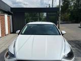 Hyundai Sonata 2022 года за 16 000 000 тг. в Алматы – фото 2