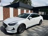 Hyundai Sonata 2022 года за 16 000 000 тг. в Алматы