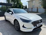 Hyundai Sonata 2022 года за 16 000 000 тг. в Алматы – фото 3