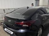 Hyundai Elantra 2019 года за 7 600 000 тг. в Атырау – фото 5