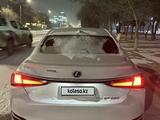 Lexus ES 250 2021 года за 14 500 000 тг. в Актау – фото 4