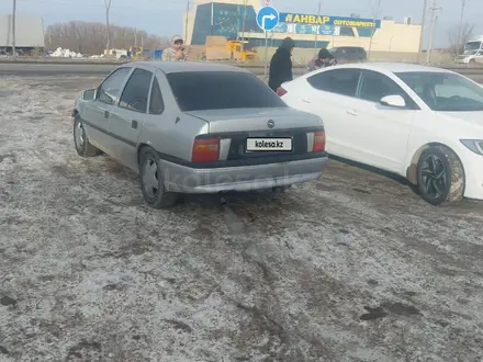 Opel Vectra 1994 года за 1 200 000 тг. в Астана – фото 2