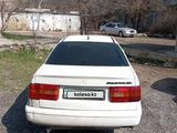 Volkswagen Passat 1994 года за 1 100 000 тг. в Шымкент – фото 2