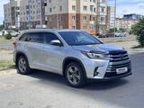 Toyota Highlander 2017 года за 16 000 000 тг. в Талдыкорган