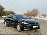 Toyota Camry 2022 года за 15 500 000 тг. в Алматы – фото 5