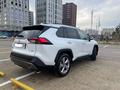 Toyota RAV4 2020 годаүшін16 000 000 тг. в Астана – фото 3