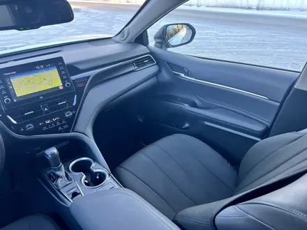 Toyota Camry 2021 года за 17 000 000 тг. в Экибастуз – фото 13