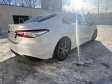 Toyota Camry 2021 года за 17 000 000 тг. в Экибастуз – фото 5