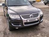Volkswagen Touareg 2007 года за 6 500 000 тг. в Алматы
