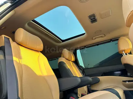 Kia Carnival 2021 года за 21 200 000 тг. в Алматы – фото 5