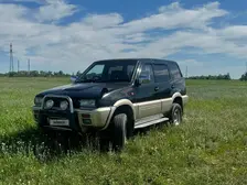 Nissan Mistral, 1995