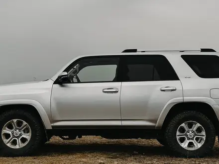 Toyota 4Runner 2022 года за 20 500 000 тг. в Актобе – фото 9