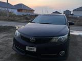 Toyota Camry 2014 года за 5 150 000 тг. в Атырау – фото 2