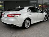 Toyota Camry 2019 года за 14 200 000 тг. в Шымкент – фото 4