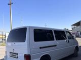 Volkswagen Caravelle 1999 годаfor4 500 000 тг. в Шымкент – фото 5