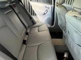 Mercedes-Benz C 200 2003 годаүшін2 000 000 тг. в Семей – фото 3