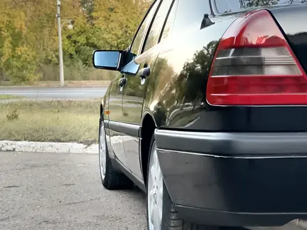 Mercedes-Benz C 180 1994 года за 2 500 000 тг. в Караганда – фото 30