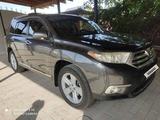 Toyota Highlander 2012 годаүшін12 500 000 тг. в Тараз