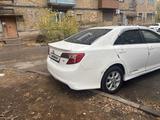 Toyota Camry 2014 года за 6 000 000 тг. в Караганда – фото 4