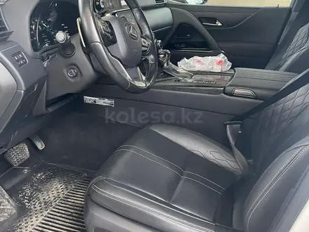 Lexus LX 600 2023 года за 70 000 000 тг. в Атырау – фото 13