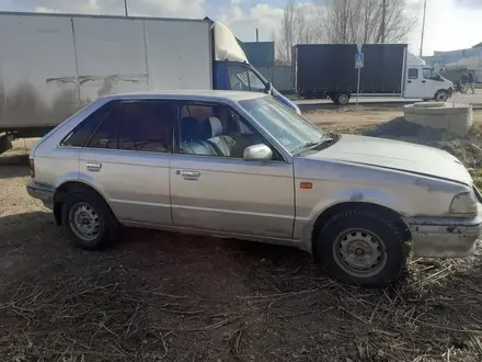 Mazda 323 1989 годаүшін300 000 тг. в Астана – фото 4