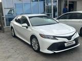 Toyota Camry 2018 года за 11 800 000 тг. в Алматы